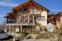 Оригинальный капитальный дом в селе Драчево в Болгарии