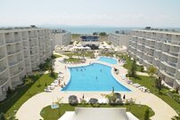 Трехкомнатная квартира с видом на море в Сарафово