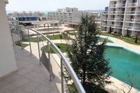 Трехкомнатная квартира с видом на море в квартале Сарафово