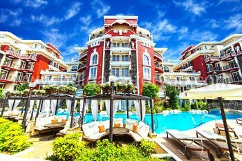 Двухкомнатная квартира в элитном комплексе Mesembria Resort - Солнечный берег