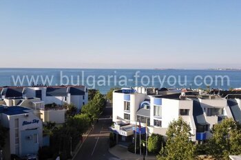 Недвижимость в Святом Власе - двухкомнатная квартира с видом на море