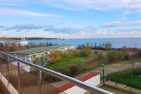 Двухкомнатный апартамент на первой линии с видом на море в Равде