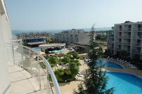 Трехкомнатная квартира с видом на море в Сарафово