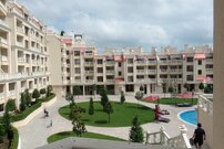 Большая двухкомнатная квартира на первой линии в Варне