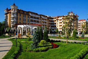 Трехкомнатная квартира в комплексе Royal Sun - Солнечный берег