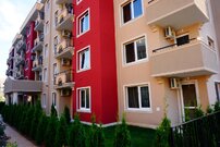Выгодно - уютная двухкомнатная квартира на Солнечном берегу
