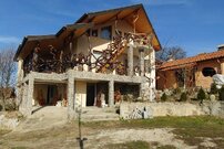 Оригинальный капитальный дом в селе Драчево в Болгарии