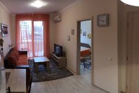 Выгодно - уютная двухкомнатная квартира на Солнечном берегу