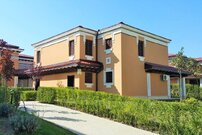 Таунхаусы на первой линии в прекрасном Созополе