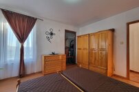 уютный дом в центре села Бата в Болгарии