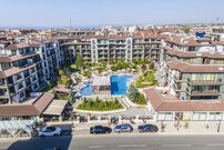 Первая линия и фронтальный вид на море в Поморие - трехкомнатная квартира в Роуз Гарденс