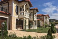 Новые роскошные дома в местности Кошарица в 3 км от моря в Болгарии