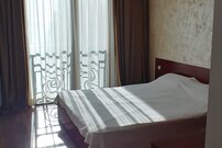 Первая линия и фронтальный вид на море в Поморие - трехкомнатная квартира в Роуз Гарденс