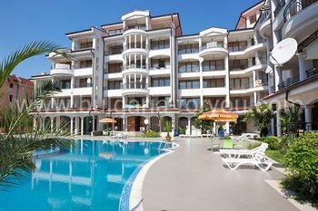 Продается выгодно студия в центре Солнечного берега - Шато Валон